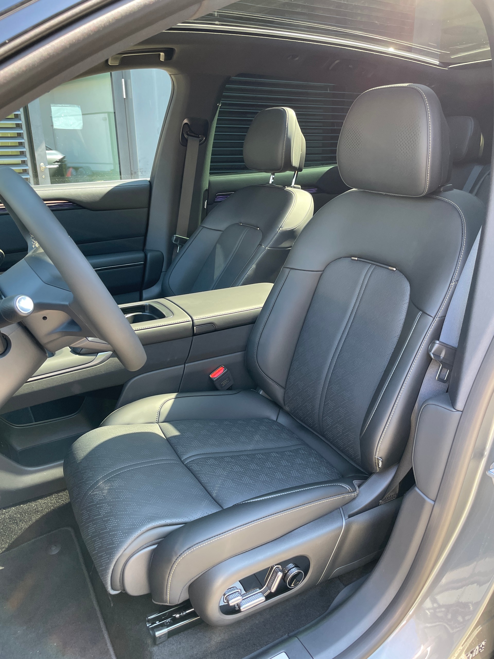 ZEEKR 7X 100kWh Privilege AWD mit Comfort und Cockpitpaket, AHK, Modell 2026-image-13