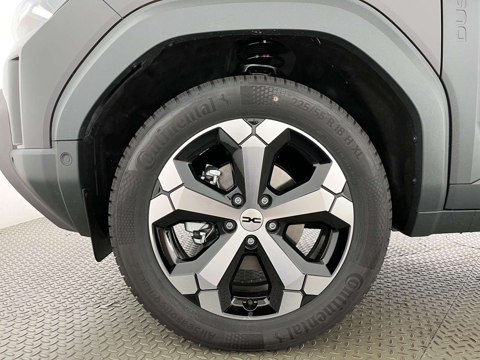 DACIA Duster 1.2 Hybrid Journey 4WD-image-5