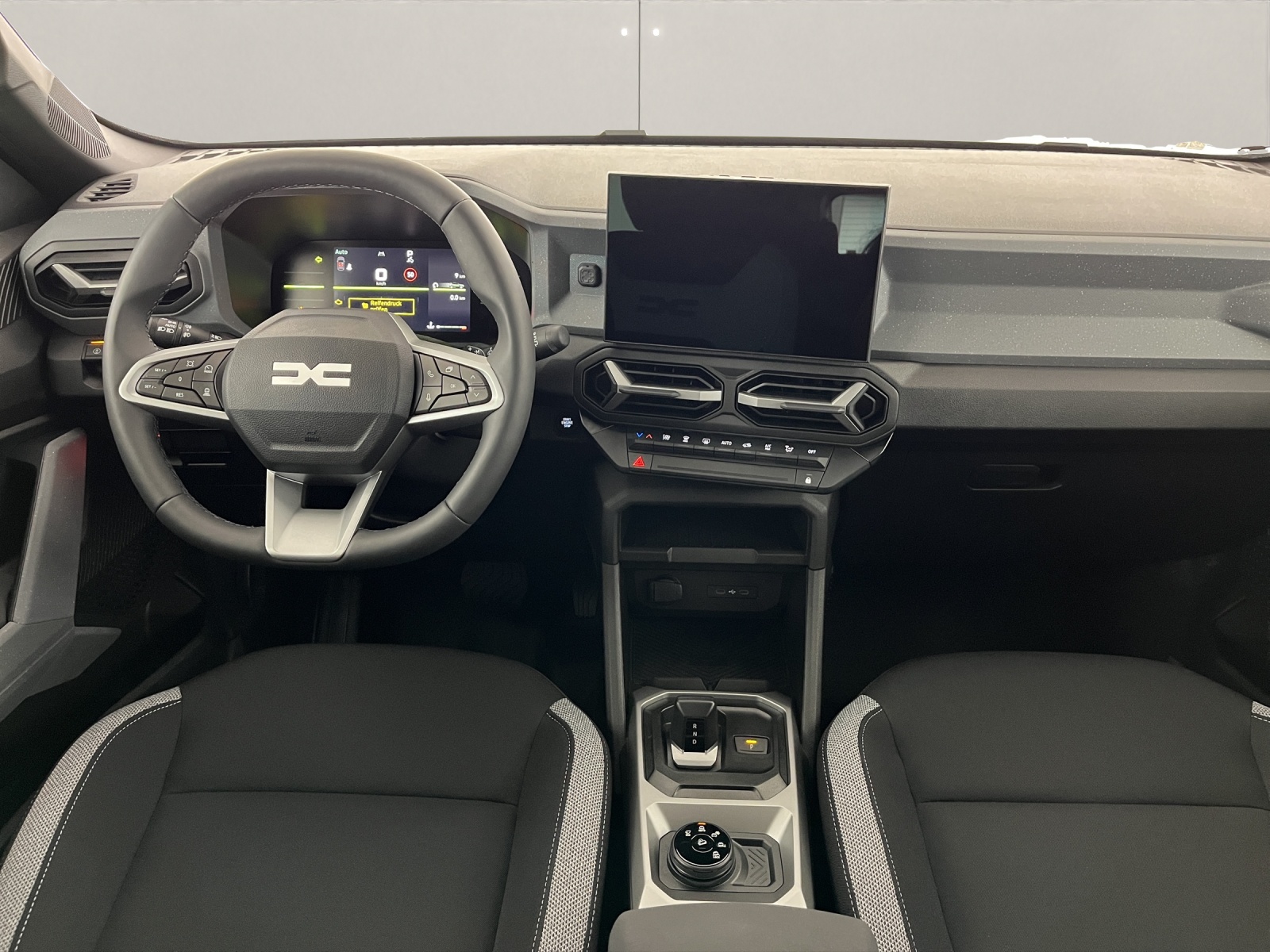 DACIA Duster 1.2 Hybrid Journey 4WD-image-8