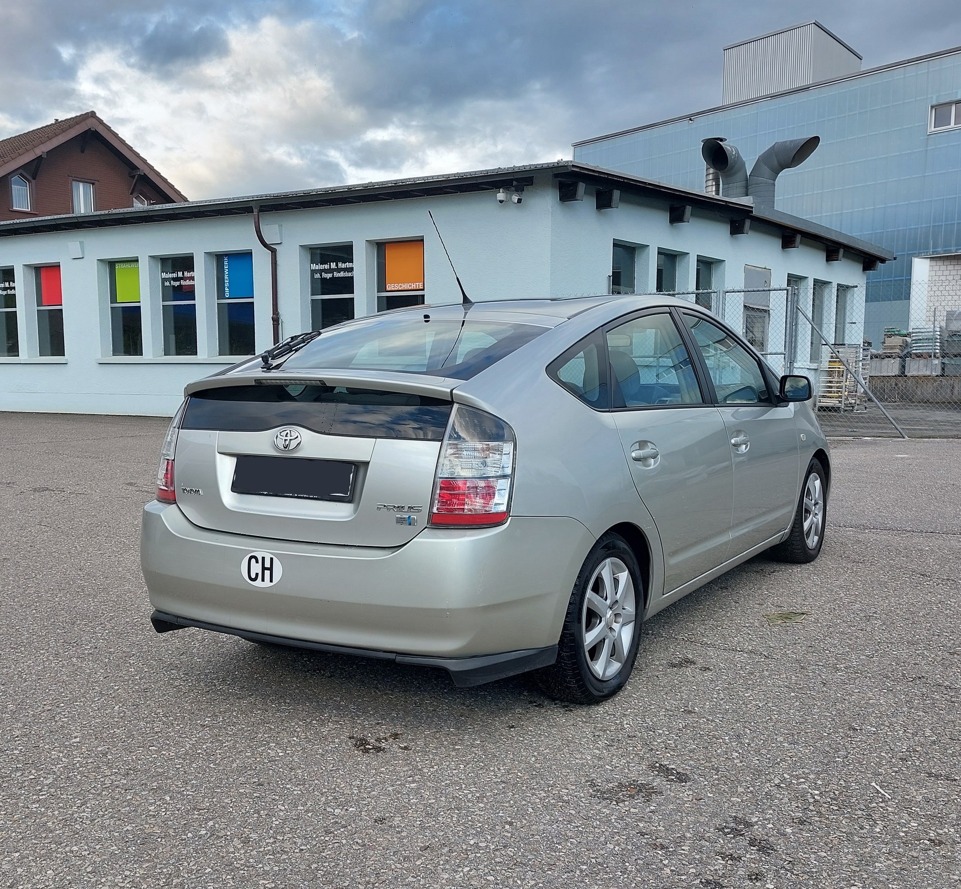 TOYOTA Prius 1.5 16V Hybrid-image-5