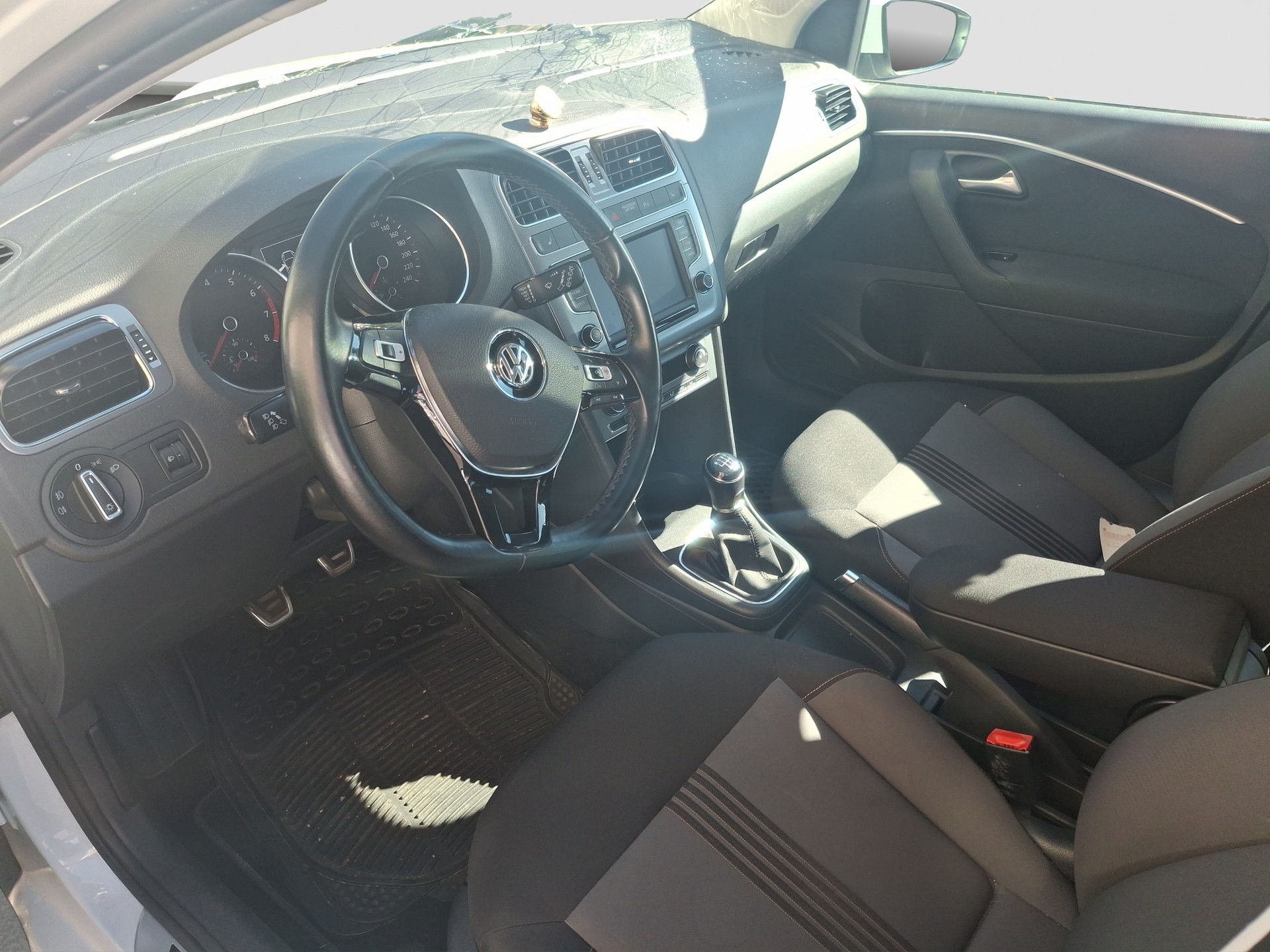 VW Polo 1.0 TSI BMT Allstar-image-8