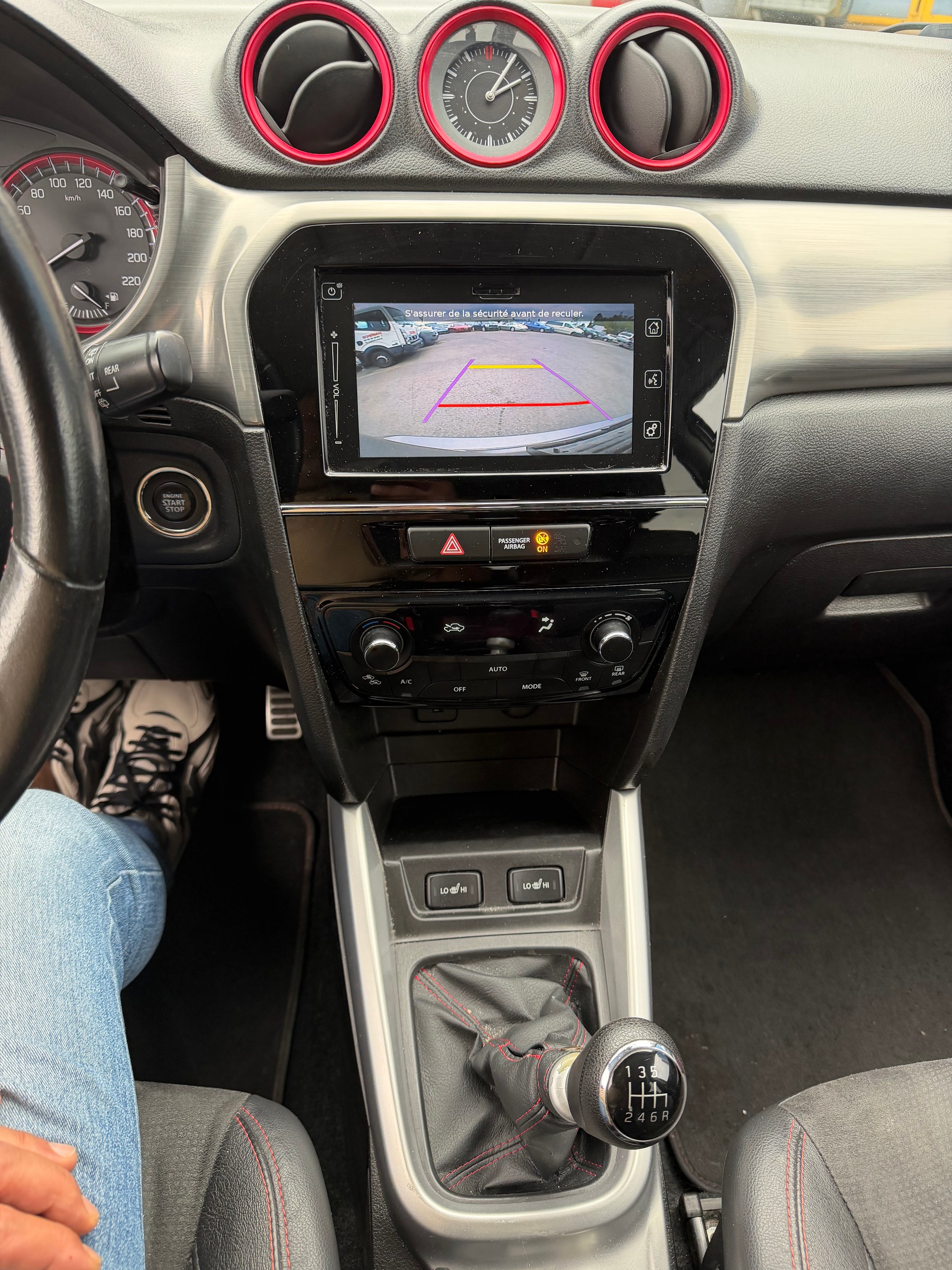 SUZUKI Vitara 1.4 Boosterjet Piz Sulai Top-image-9