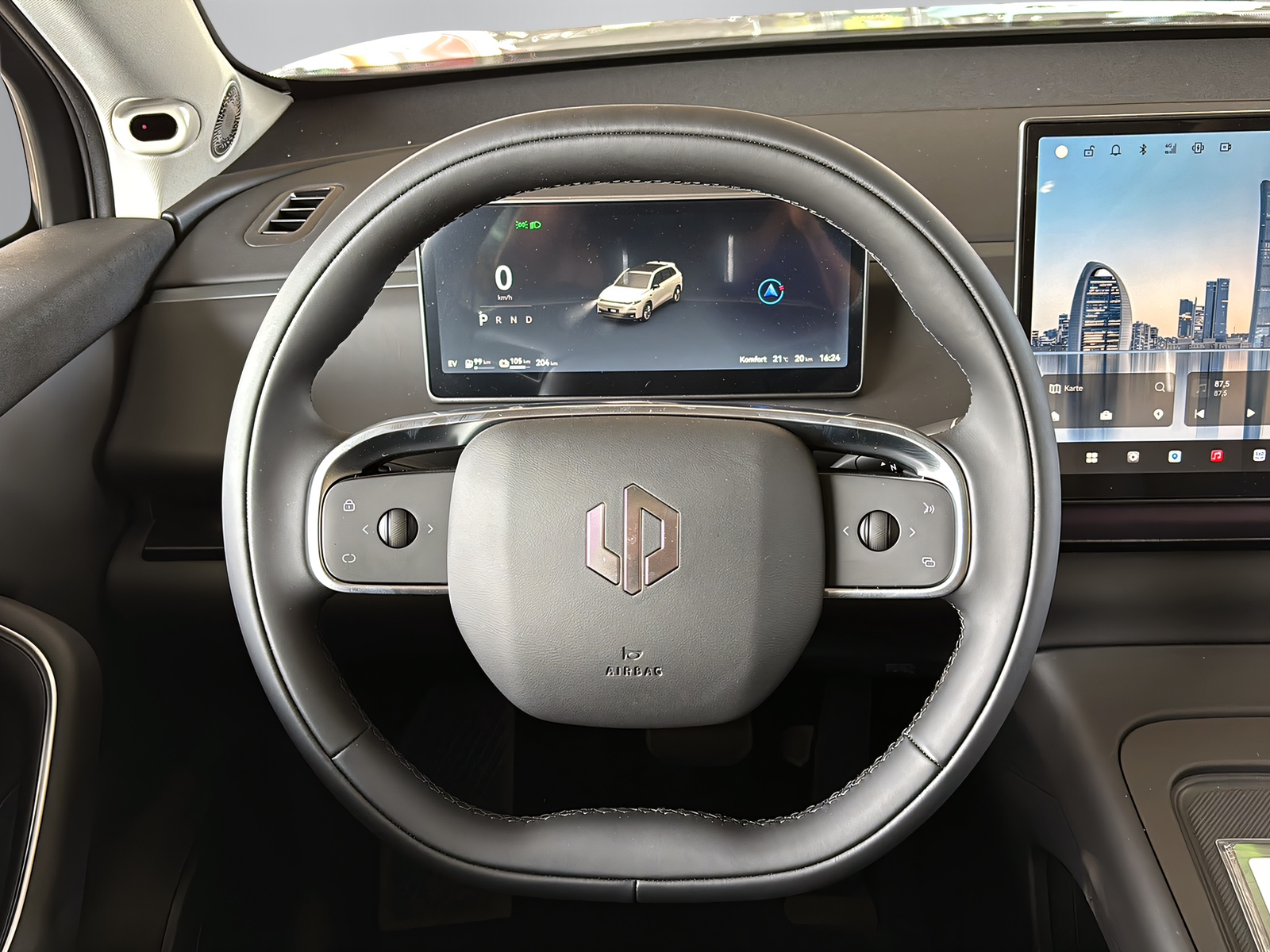 LEAPMOTOR C10 Hybrid EV-showroom-element-3