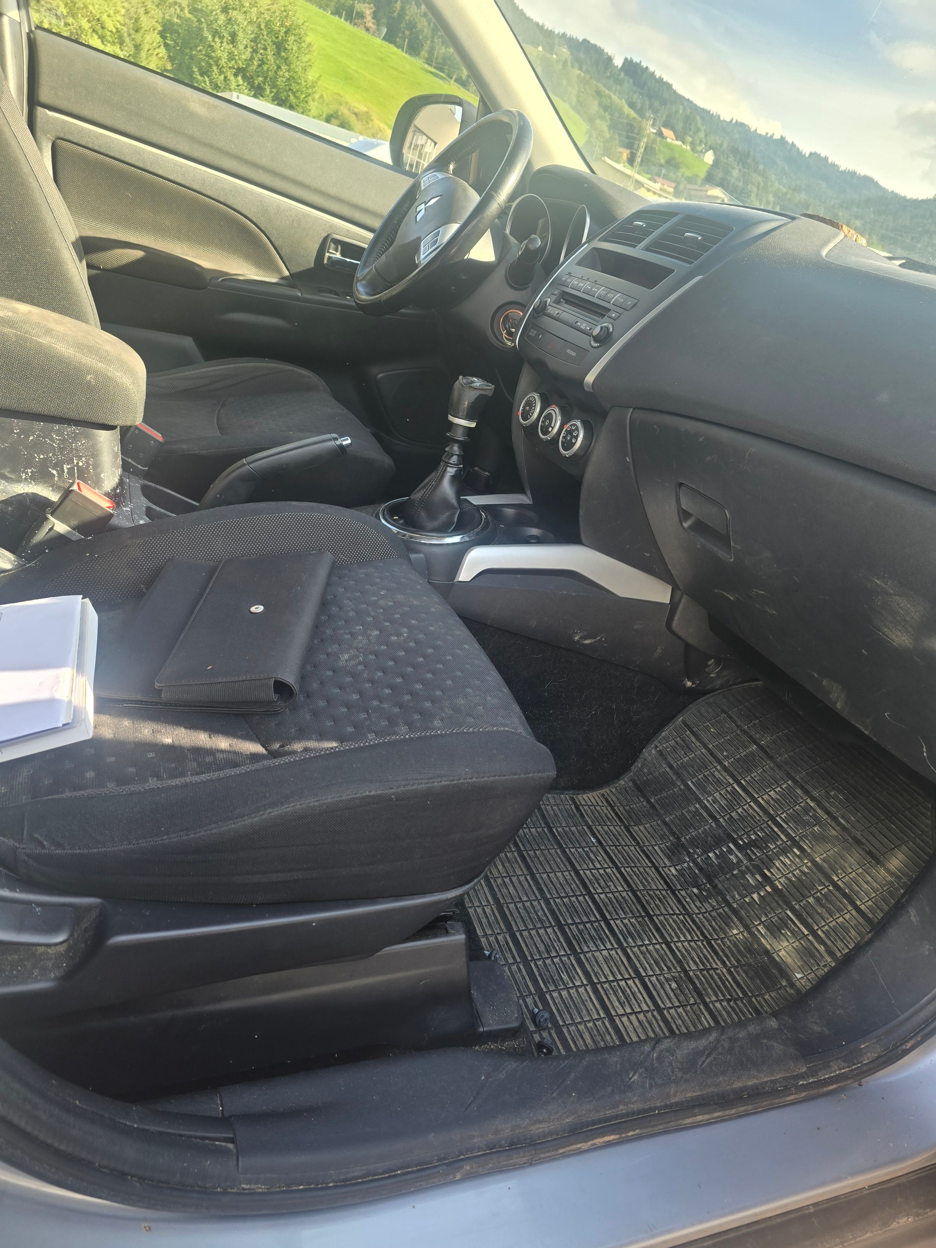 MITSUBISHI ASX 1.8 DID Intense 4WD-image-13