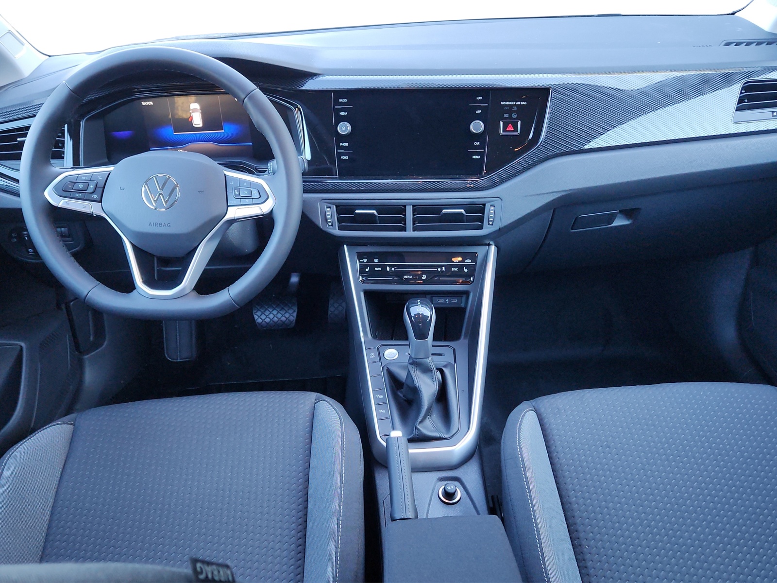 VW Polo 1.0 TSI Life DSG-image-9