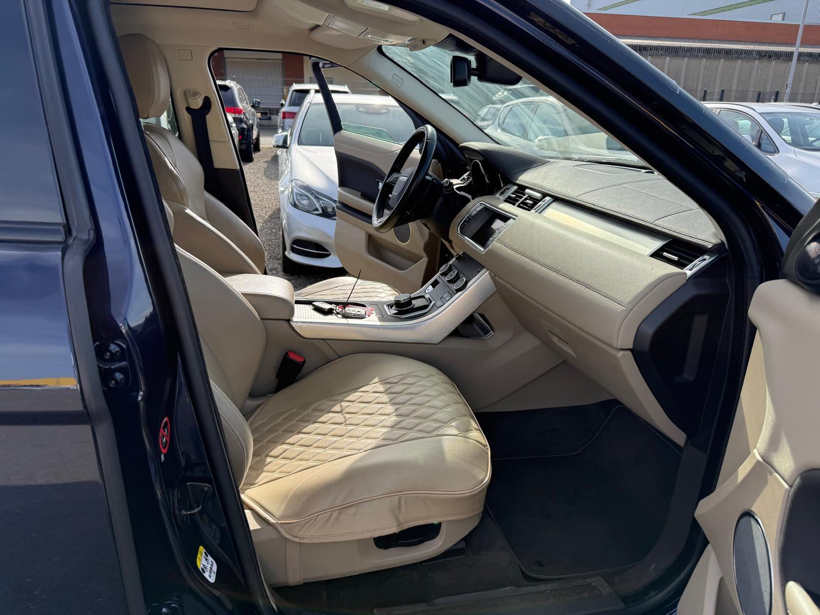 LAND ROVER Range Rover Evoque 2.0 Si4 SE-image-15