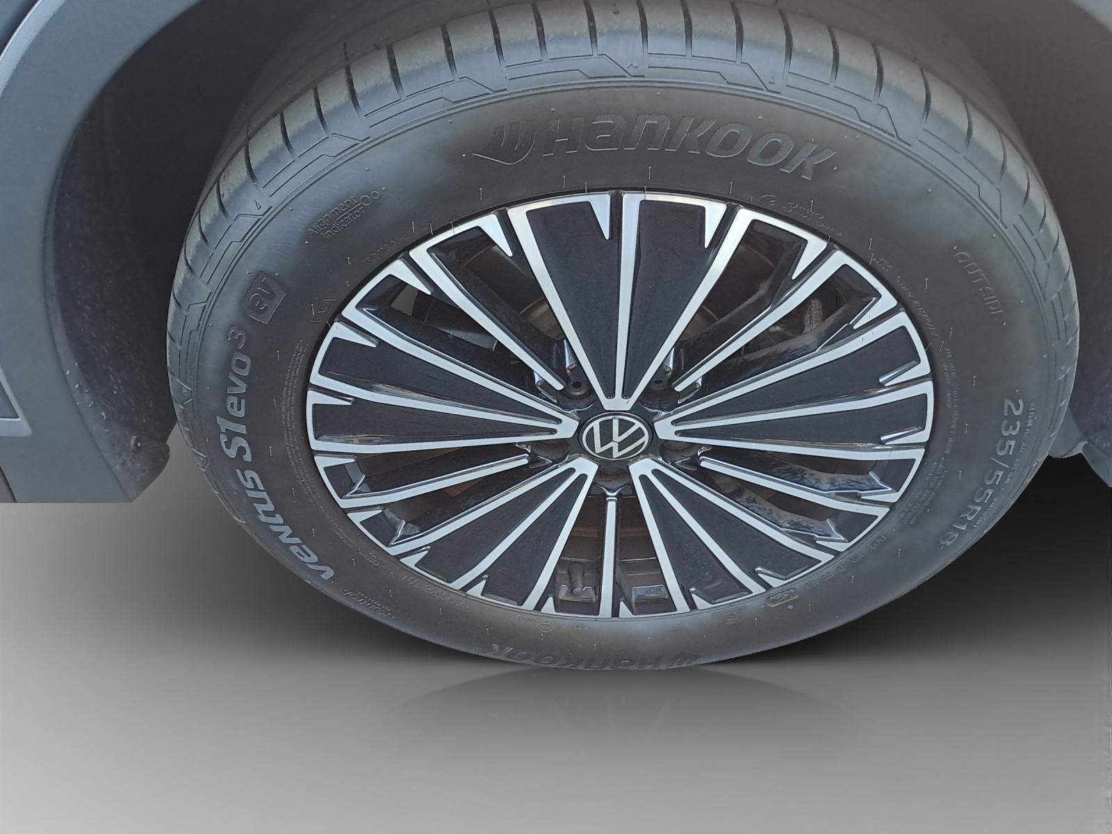 VW Tiguan 2.0 TSI DSG Elegance 4Motion-image-14