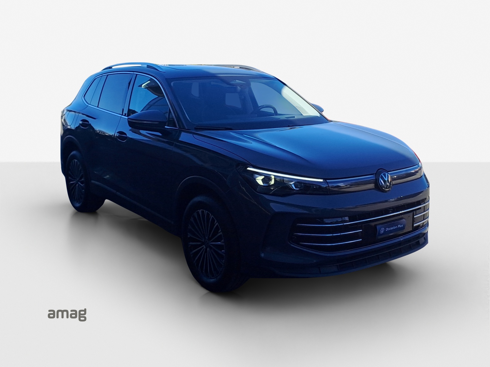 VW Tiguan 2.0 TSI DSG Elegance 4Motion-image-5