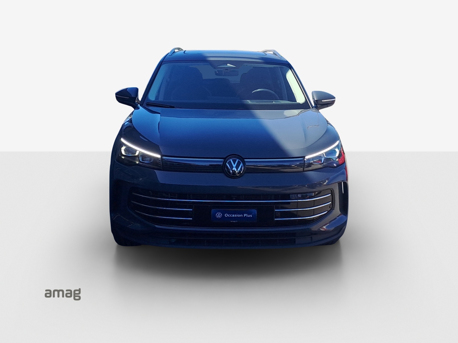 VW Tiguan 2.0 TSI DSG Elegance 4Motion-image-6