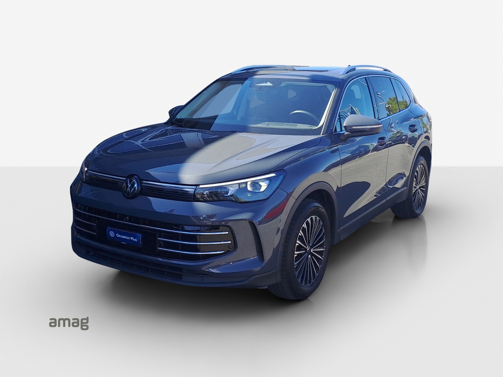 VW Tiguan 2.0 TSI DSG Elegance 4Motion-image-0