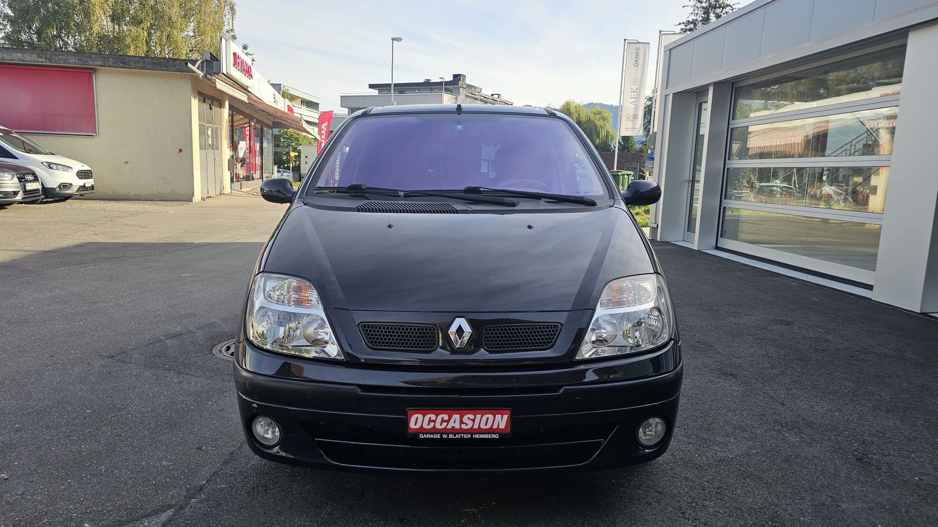 RENAULT Scénic 2.0 16V Expression-image-0
