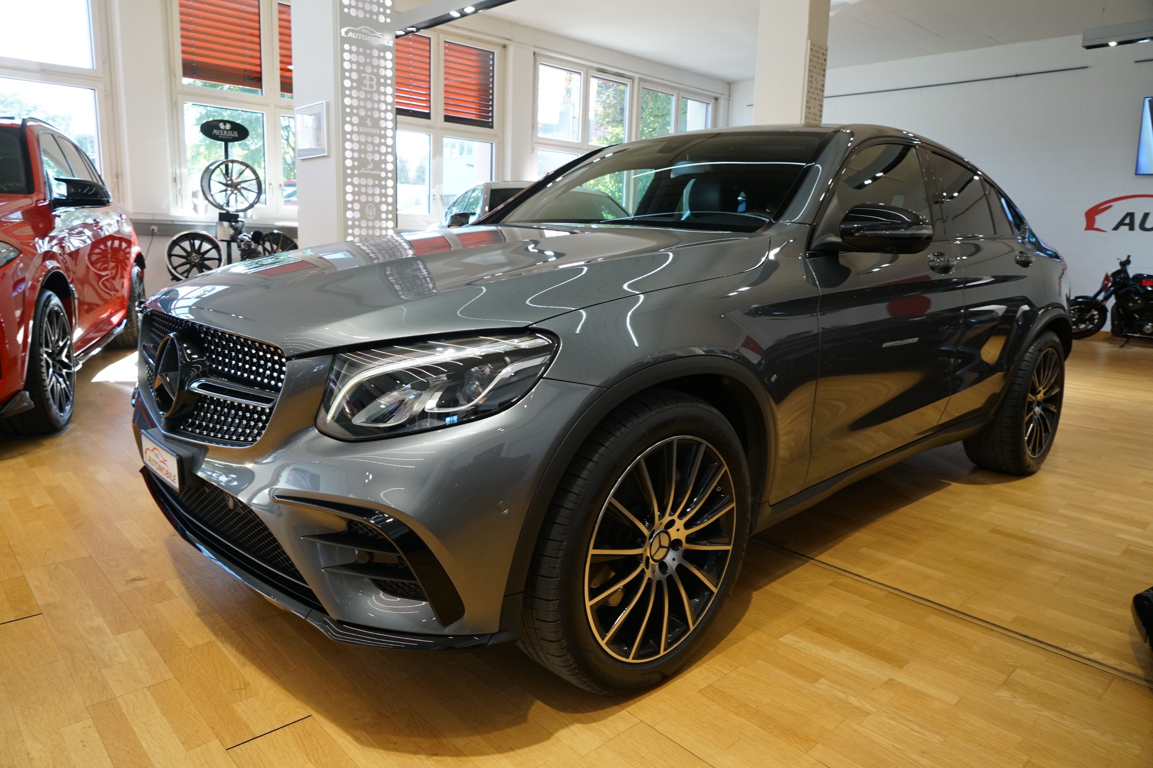 Car photo