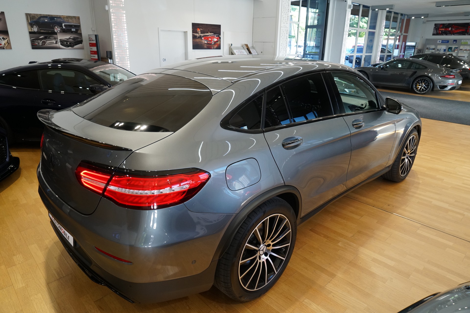 MERCEDES-BENZ GLC Coupé 250 AMG Line 4Matic 9G-Tronic-image-6
