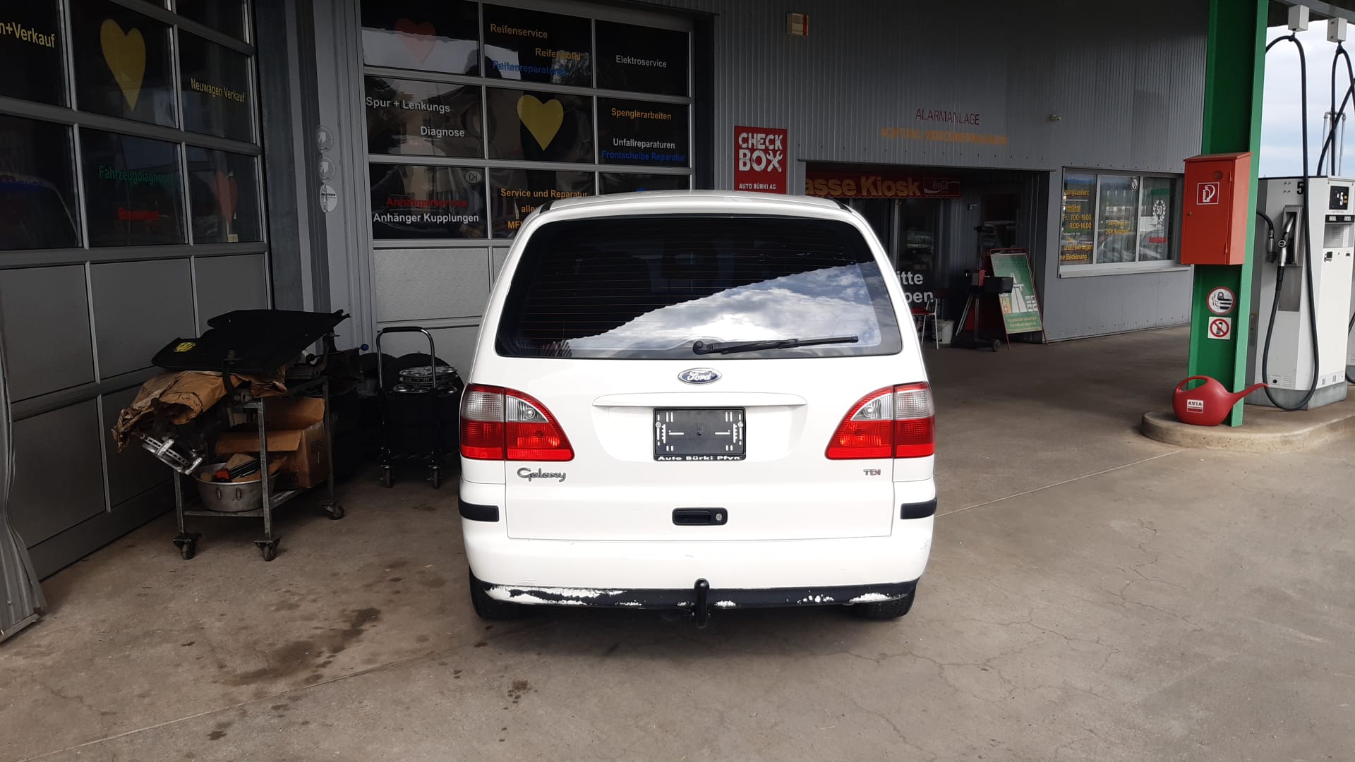FORD Galaxy 1.9 TDi Trend-image-3