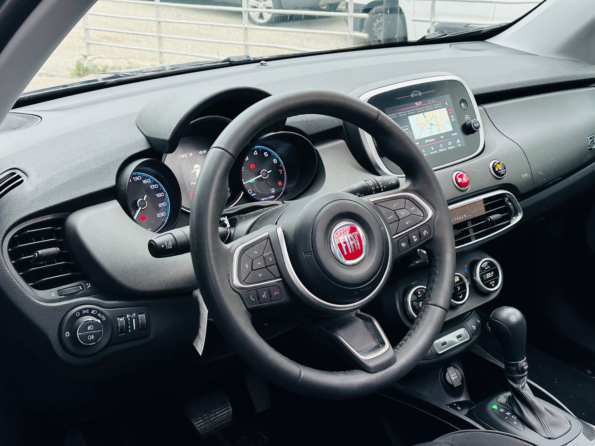 FIAT 500X 1.5 Hybrid Sport DCT-image-14