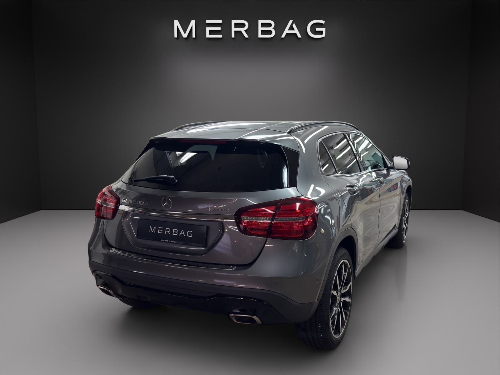 MERCEDES-BENZ GLA 200 d Urban 4Matic-image-4
