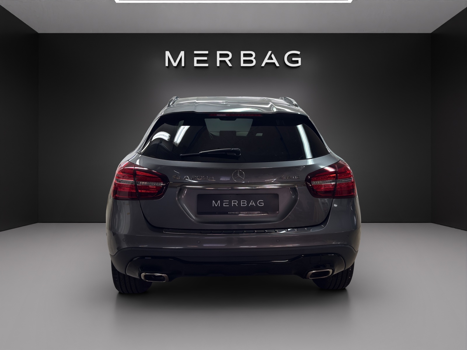 MERCEDES-BENZ GLA 200 d Urban 4Matic-image-3