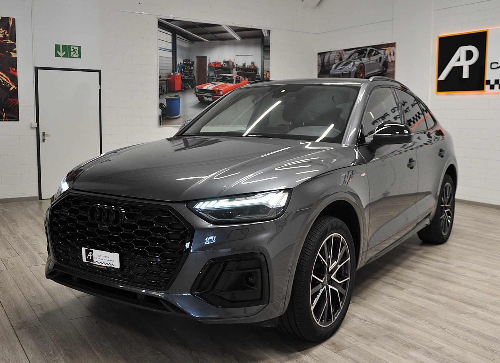 AUDI Q5 Sportback 40 TDI Blackedition quattro S-tronic-image-7