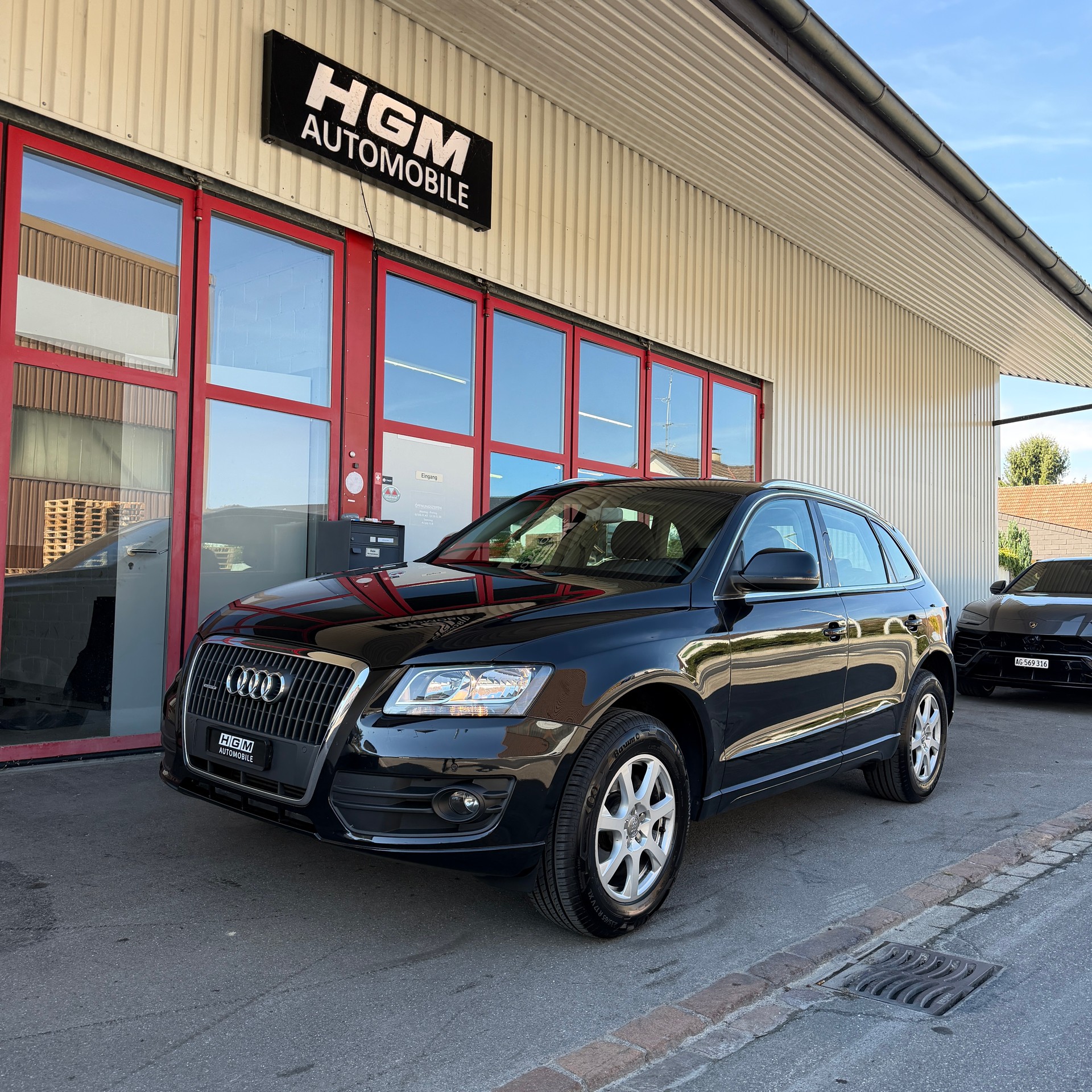 AUDI Q5 2.0 TFSI quattro-image-0