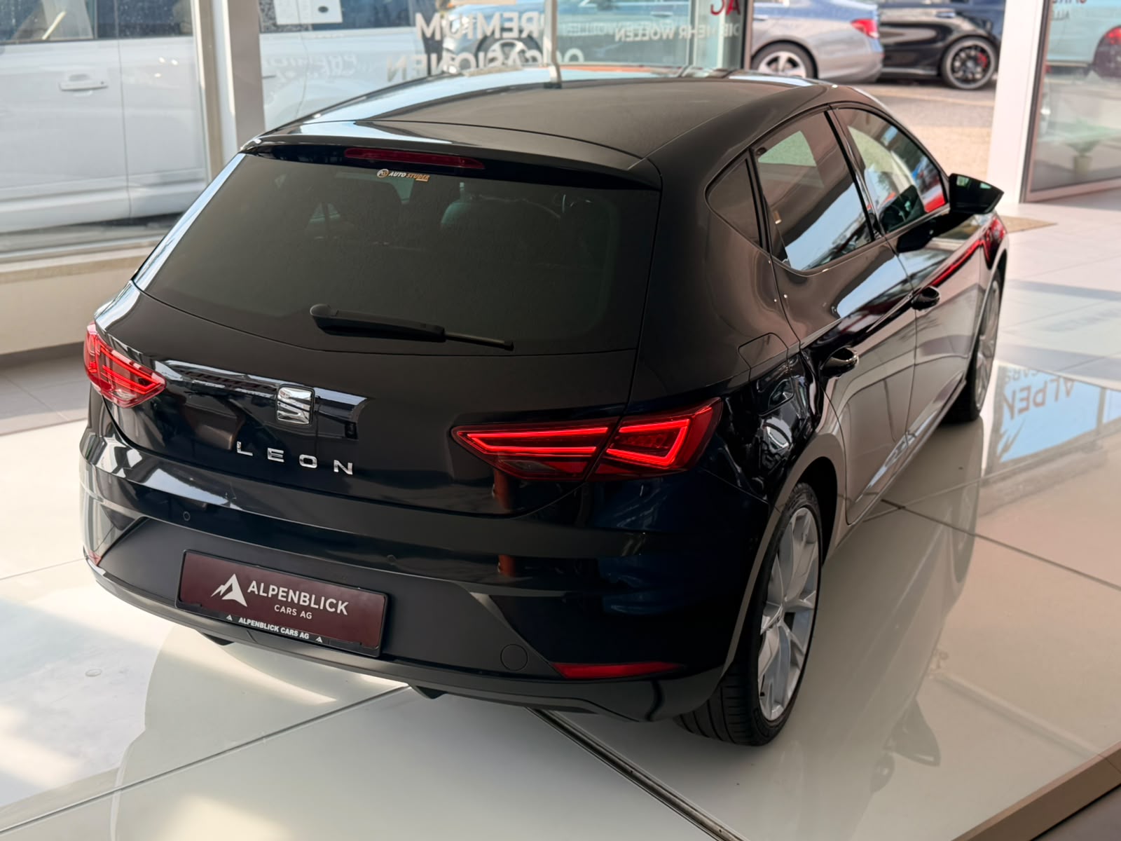 SEAT Leon 1.5 TGI FR DSG-image-5