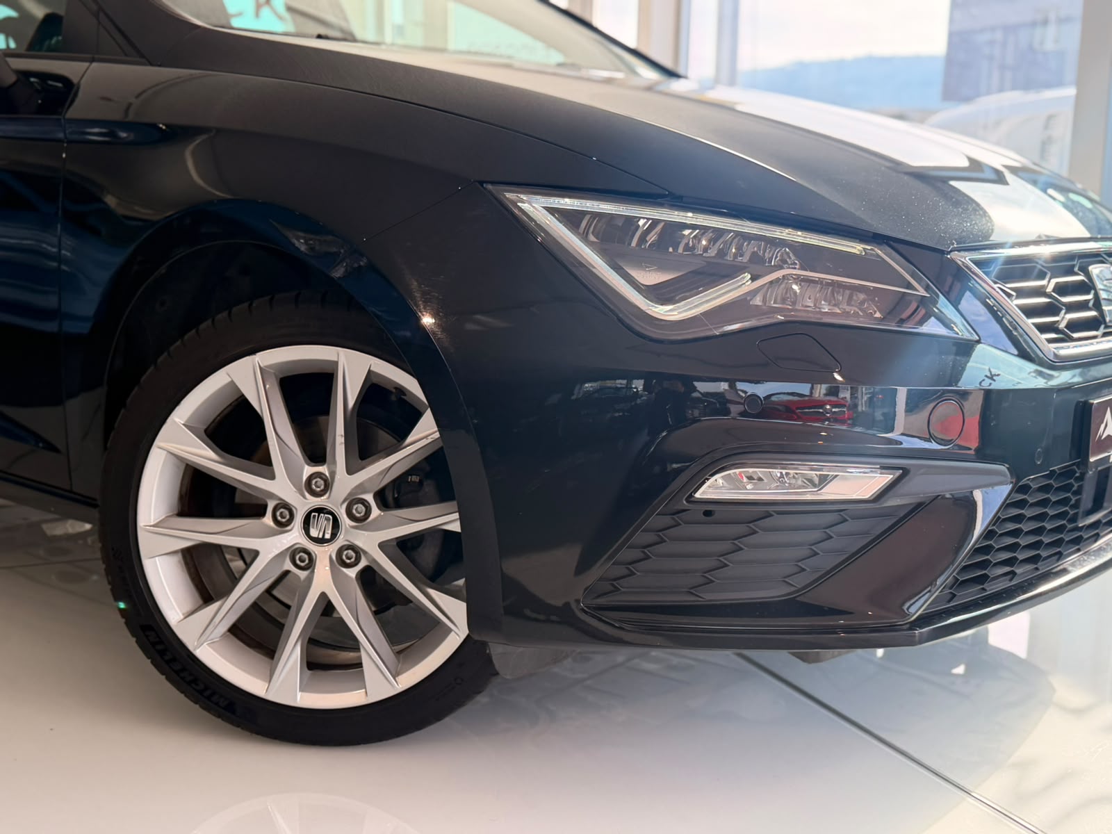 SEAT Leon 1.5 TGI FR DSG-image-3