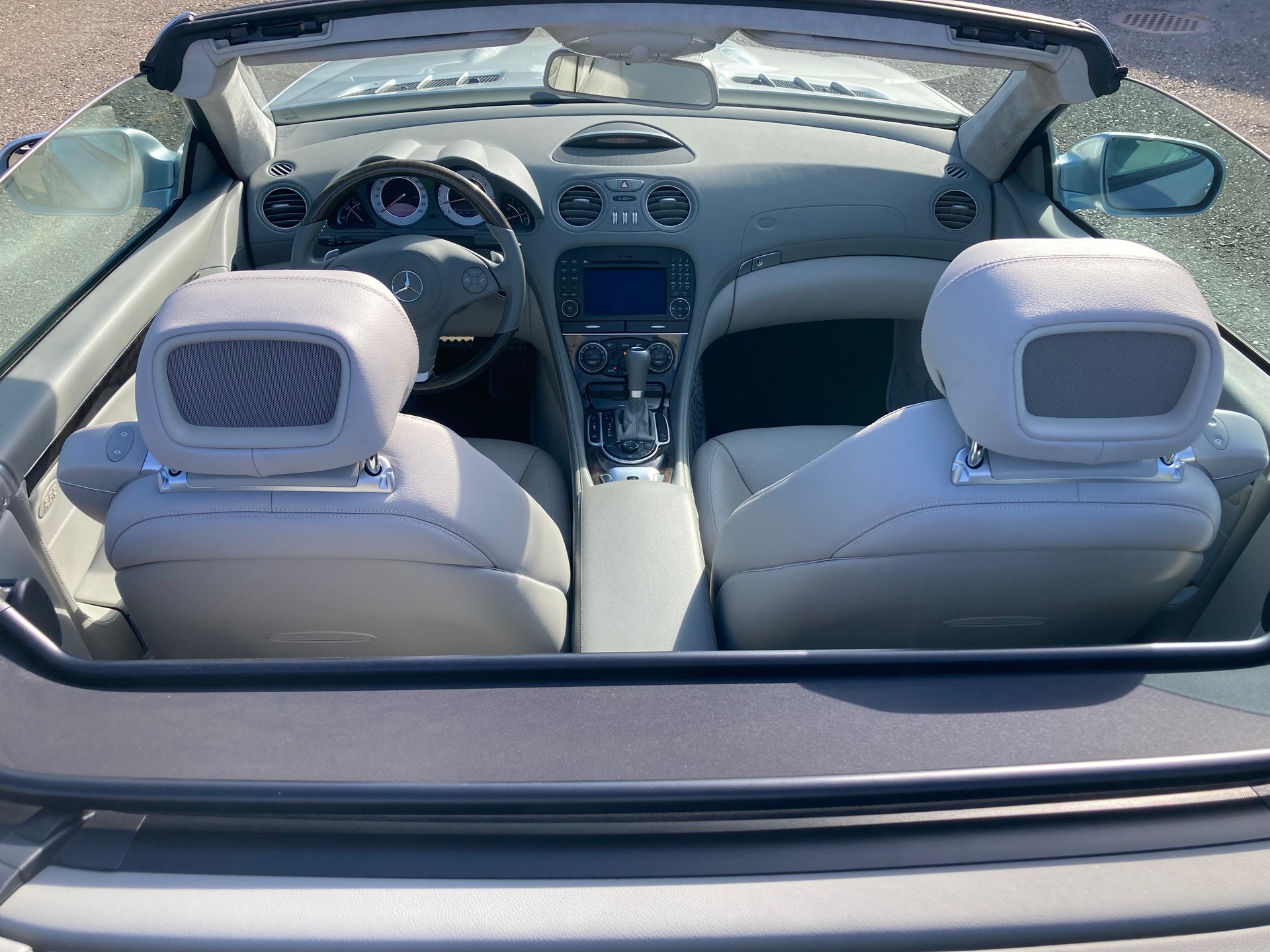 MERCEDES-BENZ SL 500 7G-Tronic AMG Line *Panodach*Vollausstattung*-image-9