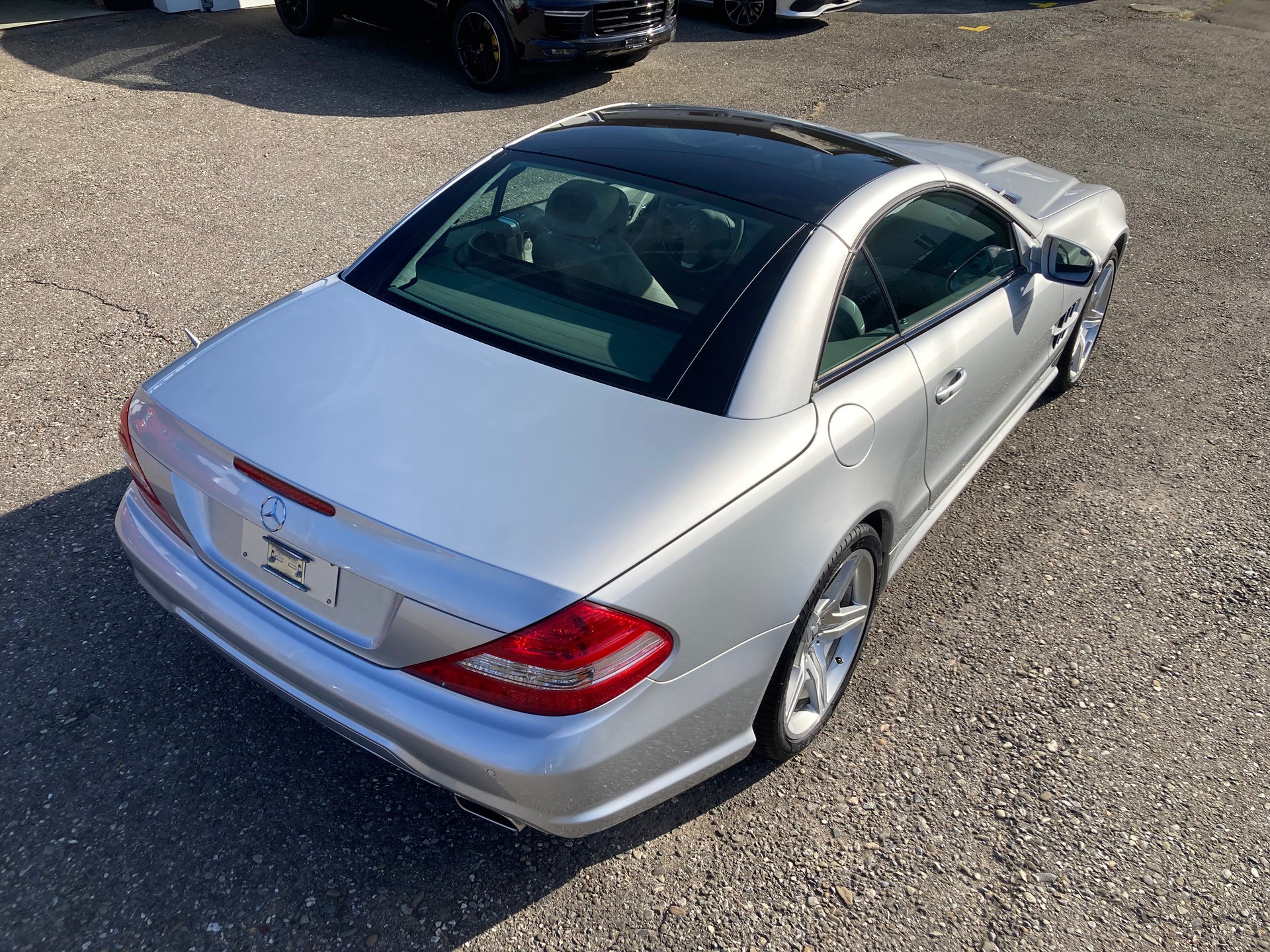 MERCEDES-BENZ SL 500 7G-Tronic AMG Line *Panodach*Vollausstattung*-image-7