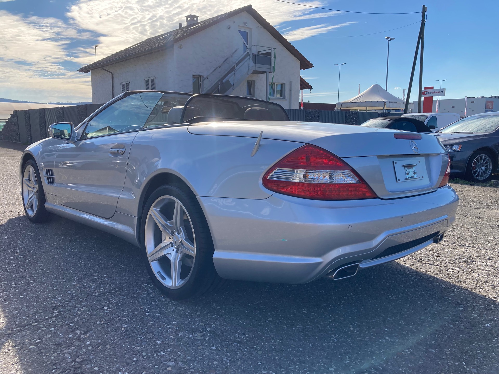 MERCEDES-BENZ SL 500 7G-Tronic AMG Line *Panodach*Vollausstattung*-image-3