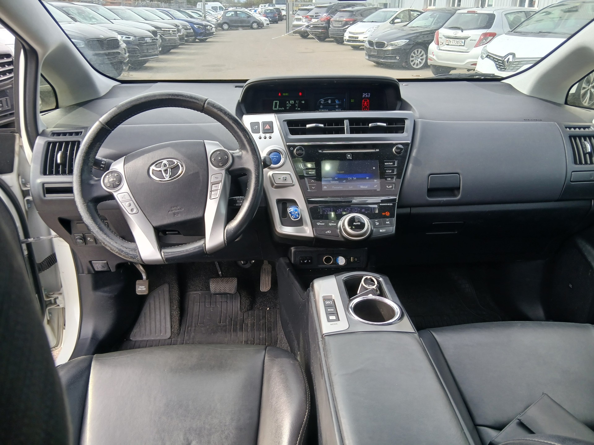 TOYOTA Prius+ 1.8 VVT-i HSD Comfort-image-8