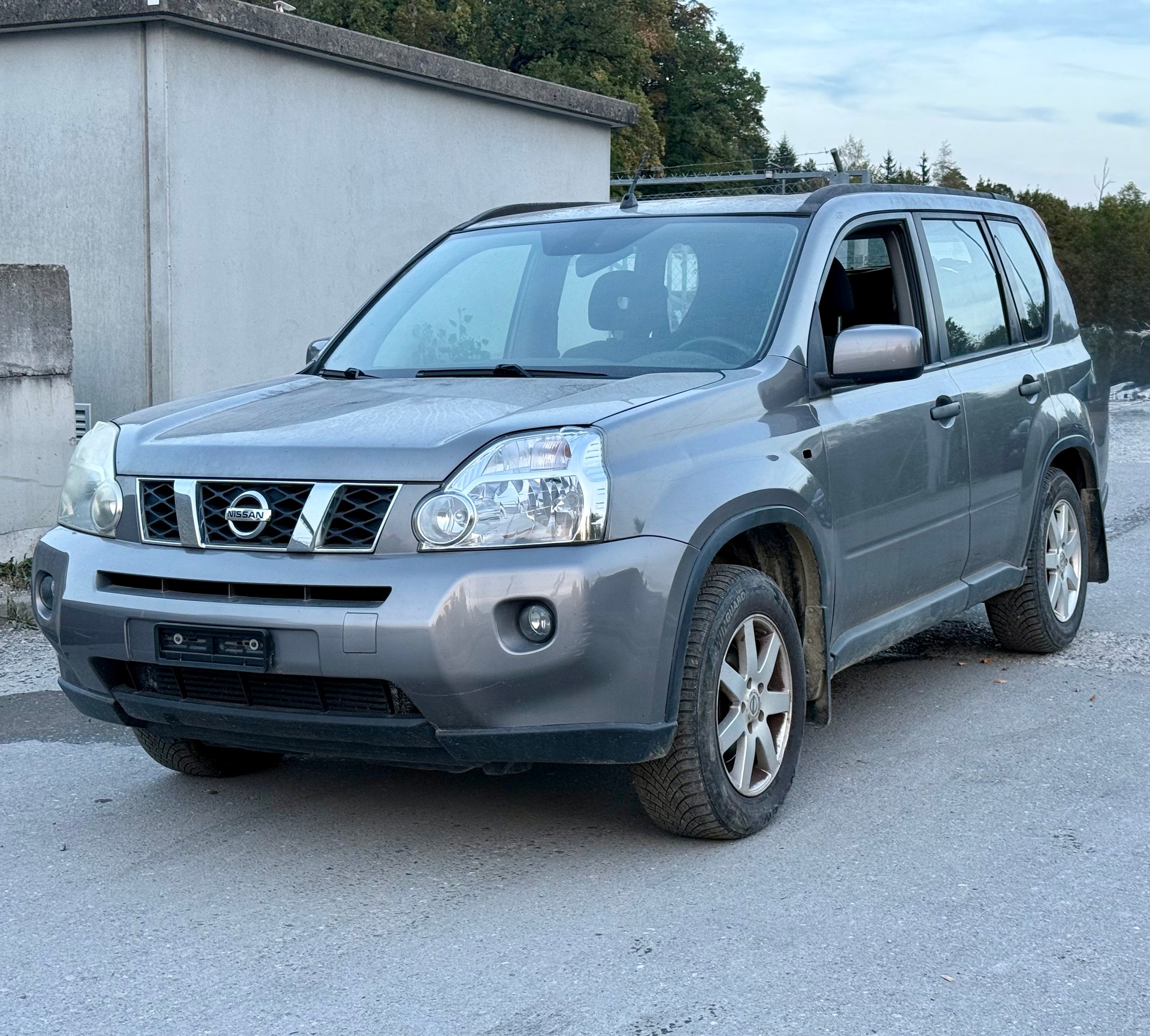 NISSAN X-Trail 2.0 dCi 16V SE-image-2
