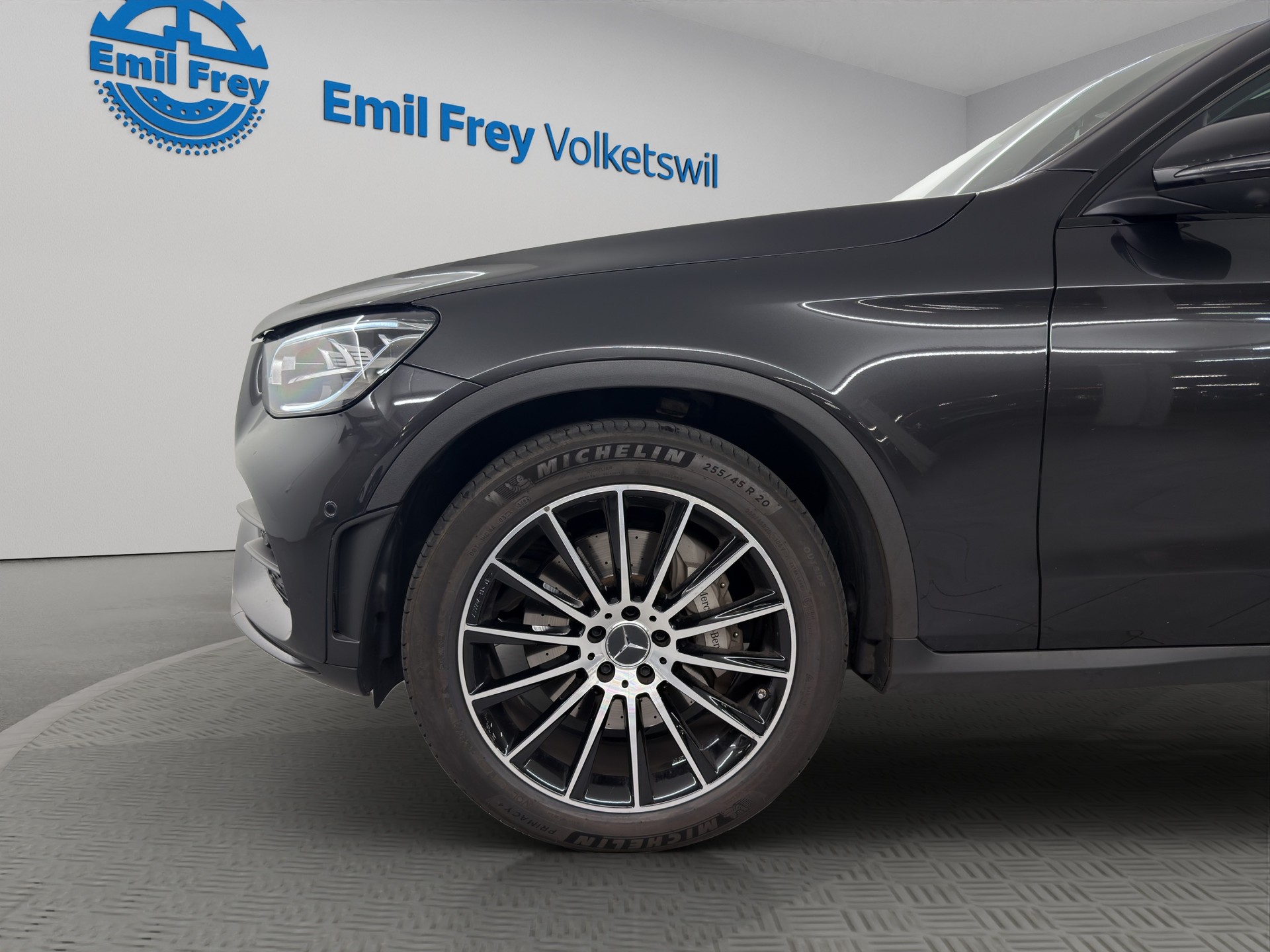 MERCEDES-BENZ GLC-Klasse C253 Coupé GLC 220 d AMG Line 4m-image-3