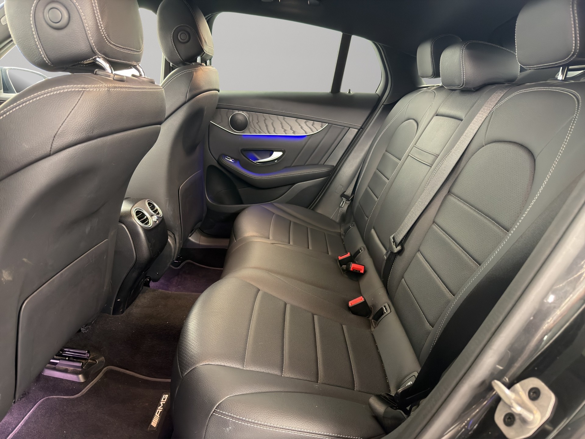 MERCEDES-BENZ GLC-Klasse C253 Coupé GLC 220 d AMG Line 4m-image-9