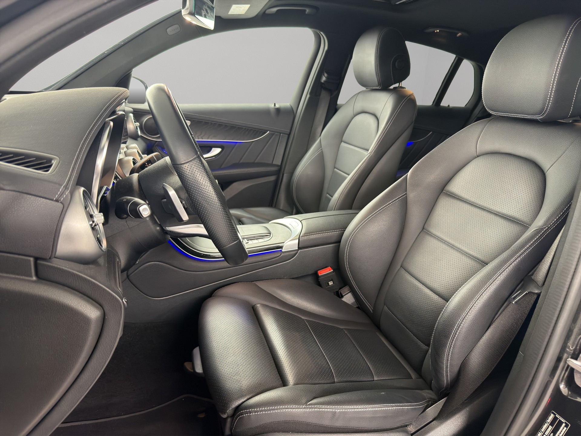 MERCEDES-BENZ GLC-Klasse C253 Coupé GLC 220 d AMG Line 4m-image-8