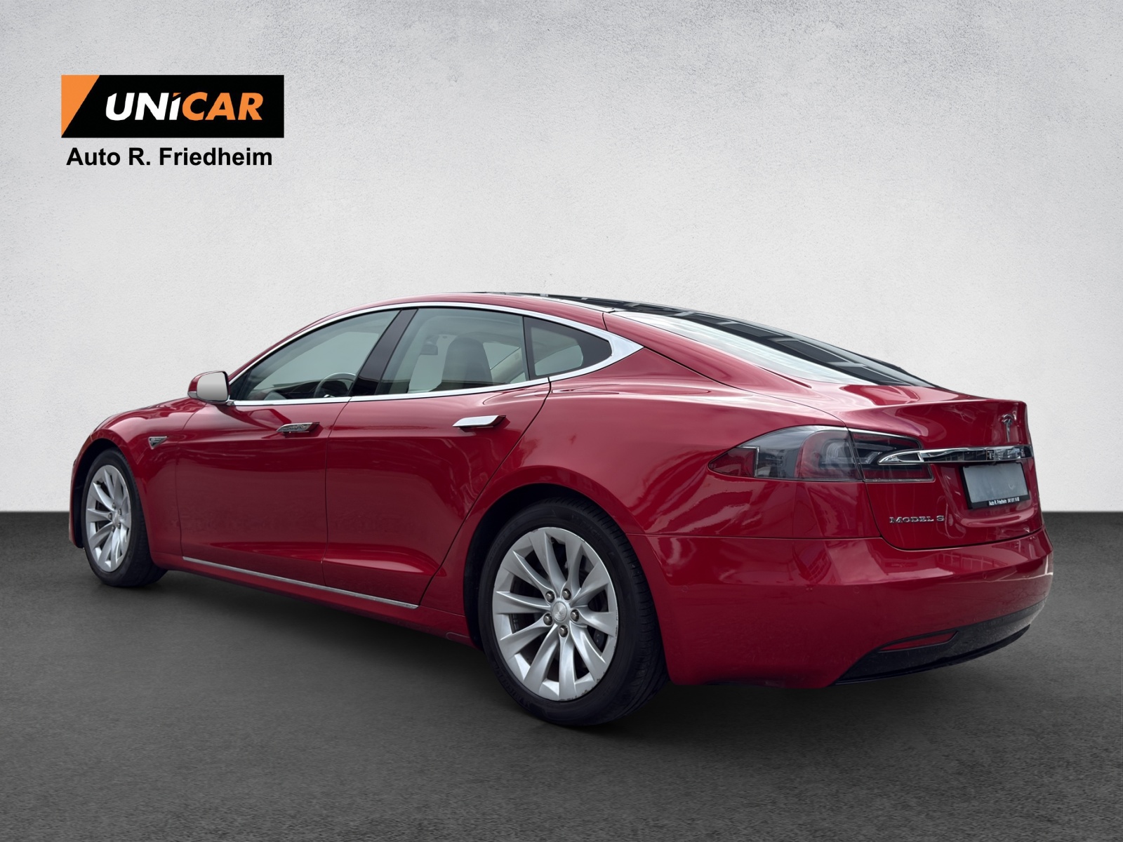 TESLA Model S 90 D-image-4