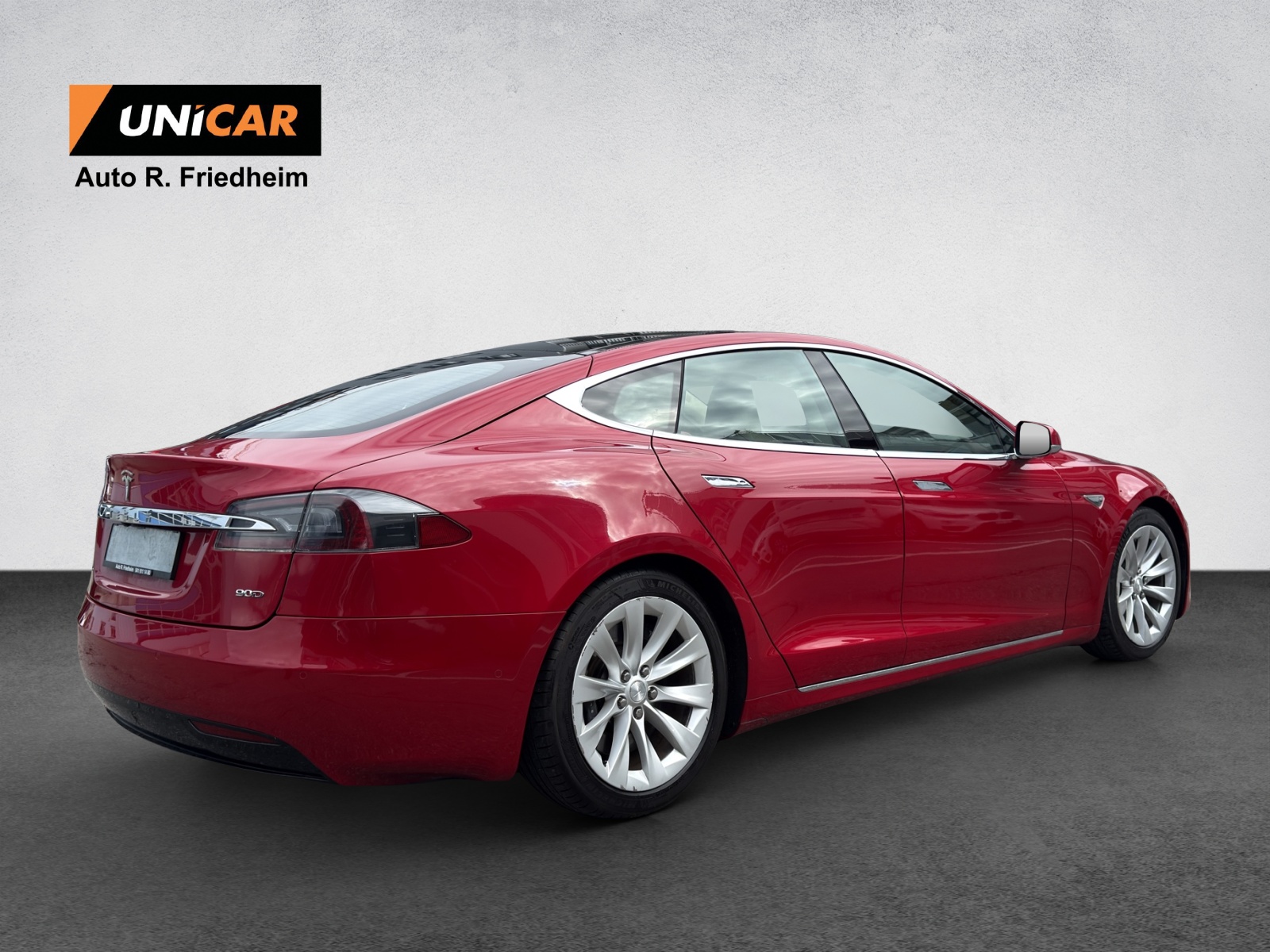 TESLA Model S 90 D-image-6