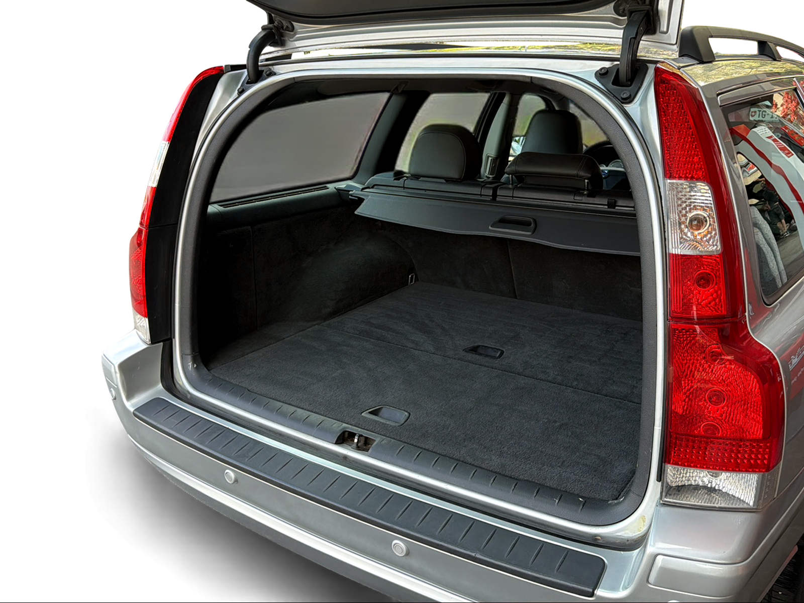 VOLVO V70 D5 Momentum-image-7