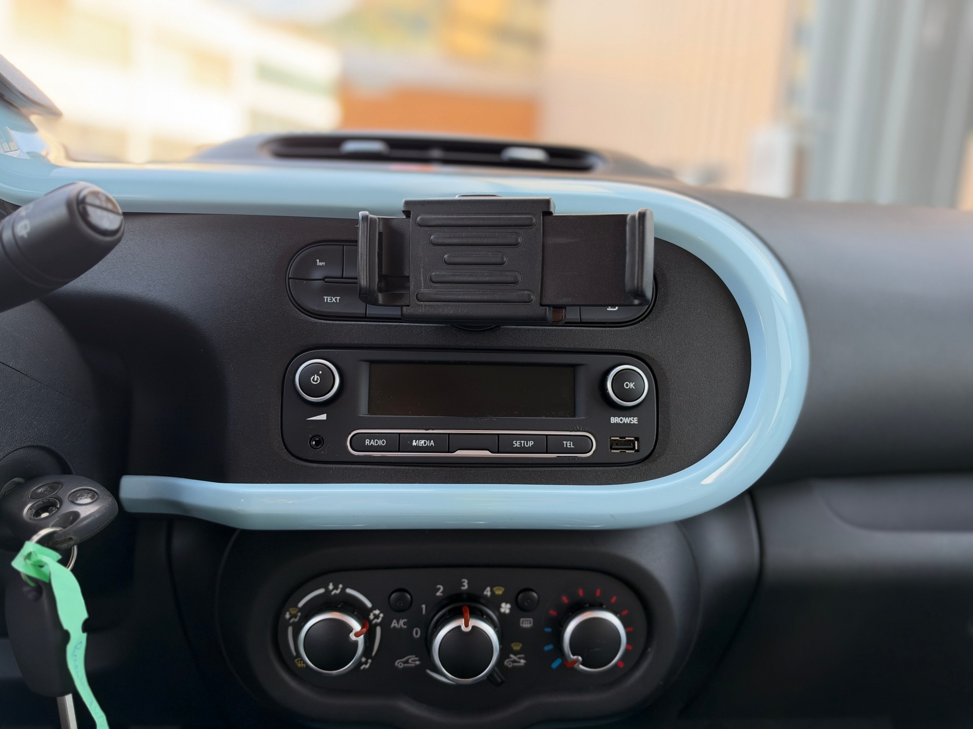 RENAULT Twingo 0.9 Zen-image-11