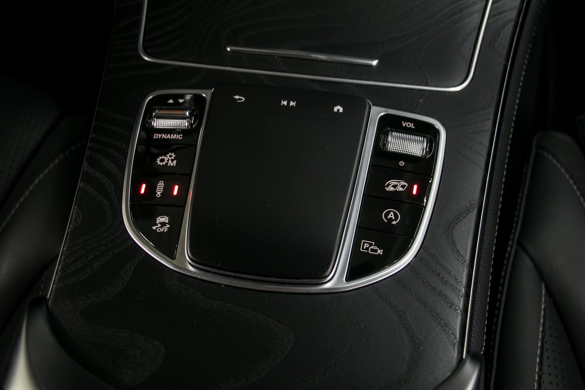 MERCEDES-BENZ GLC Coupé 63 S AMG 4Matic 9G-Tronic-image-6