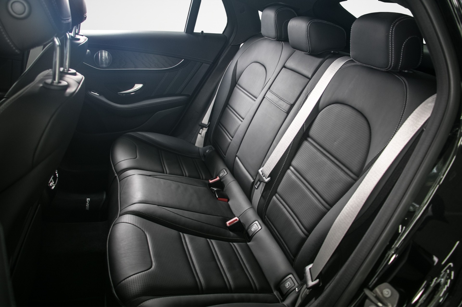 MERCEDES-BENZ GLC Coupé 63 S AMG 4Matic 9G-Tronic-image-15