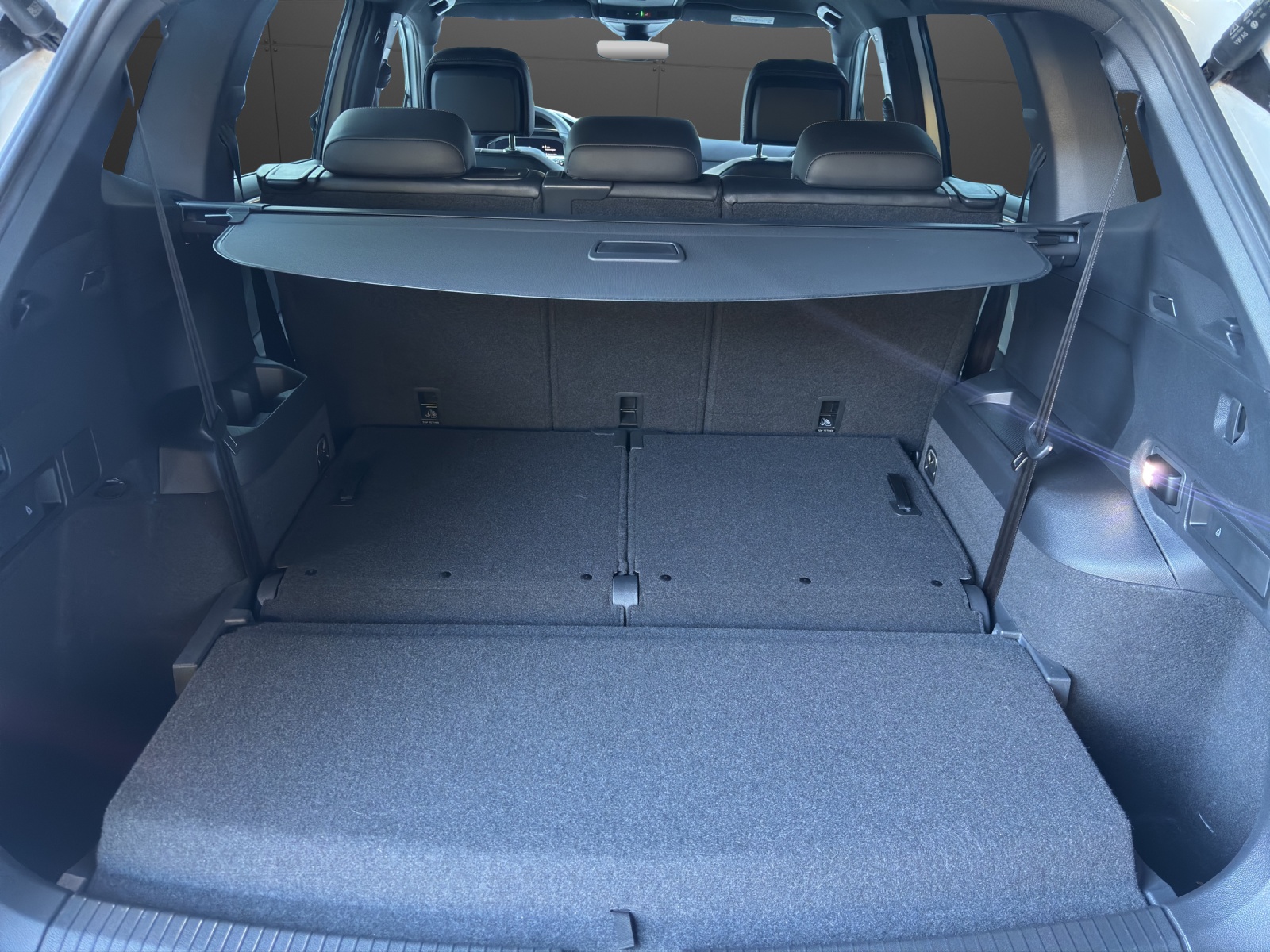 VW Tiguan Allspace 2.0 TDI SCR R-Line 4Motion DSG-image-11