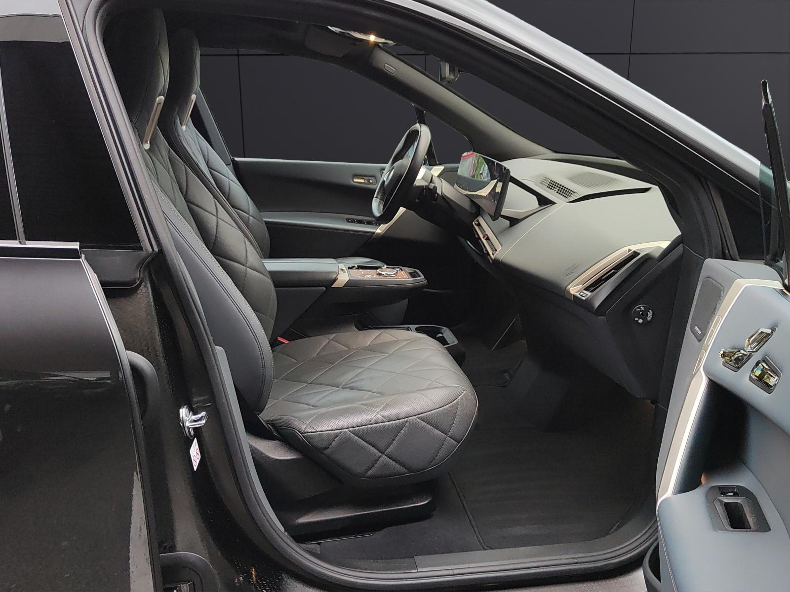 BMW iX I20 xDrive50-image-19