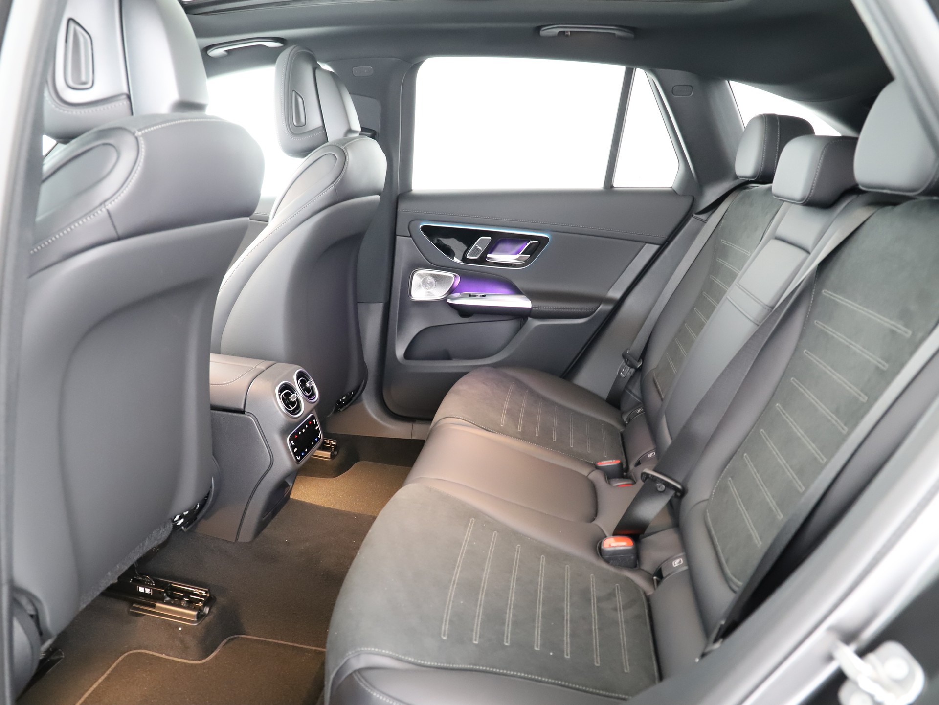 MERCEDES-BENZ GLC 220 d 4M 9G-Tronic-image-9