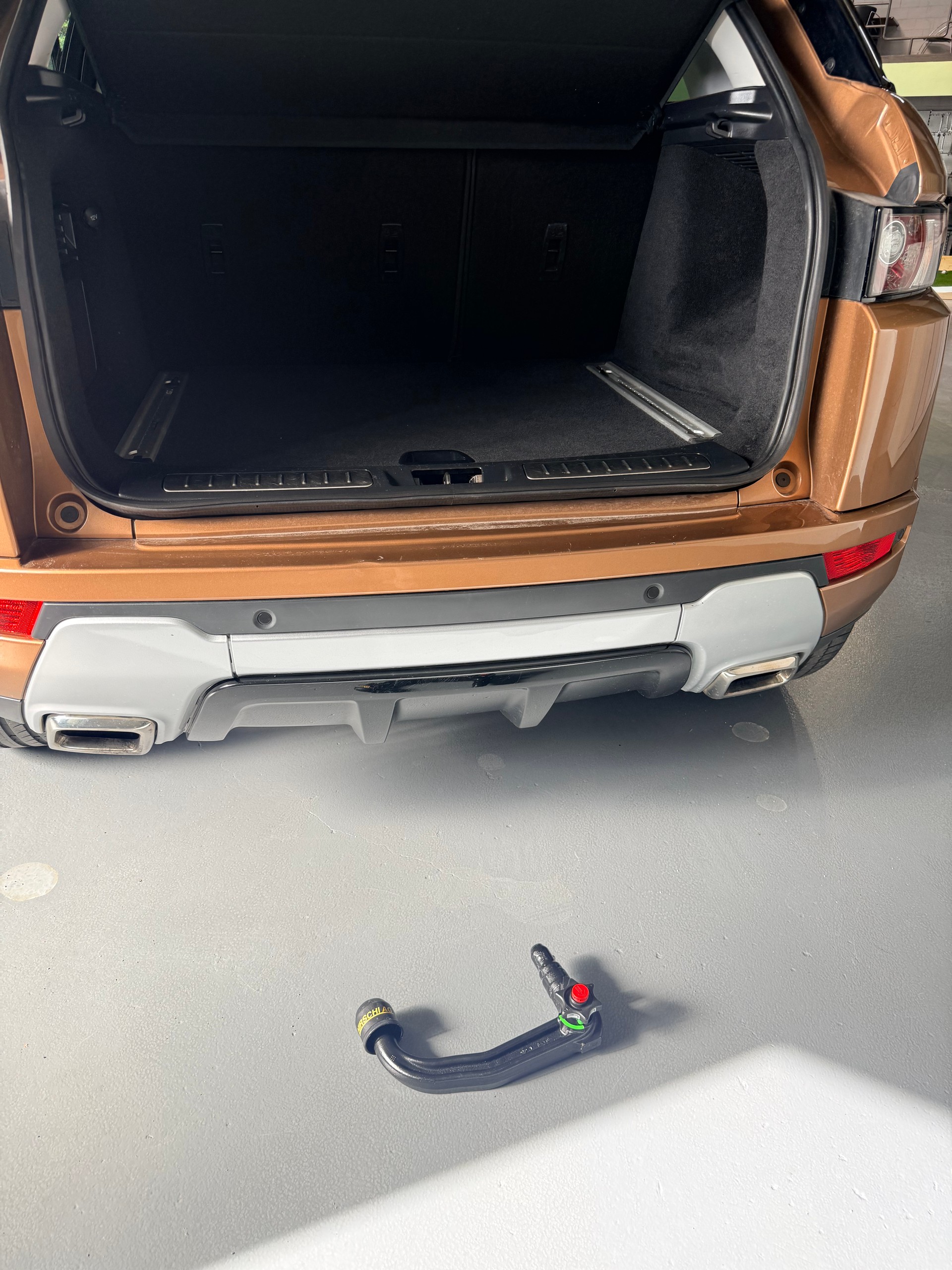 LAND ROVER Range Rover Evoque 2.0 Si4 Dynamic AT9-image-6