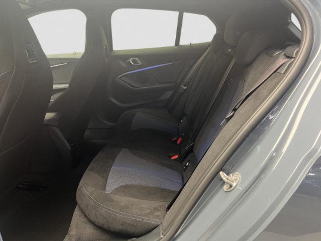 BMW 1er Reihe F40 M135i xDrive-image-9