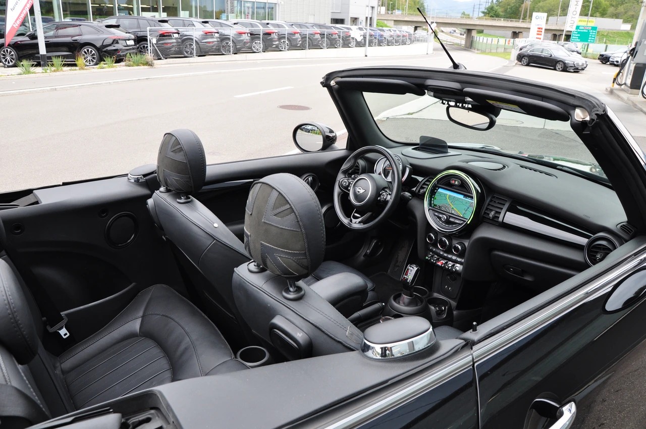 MINI Cooper S Cabriolet DKG-image-16