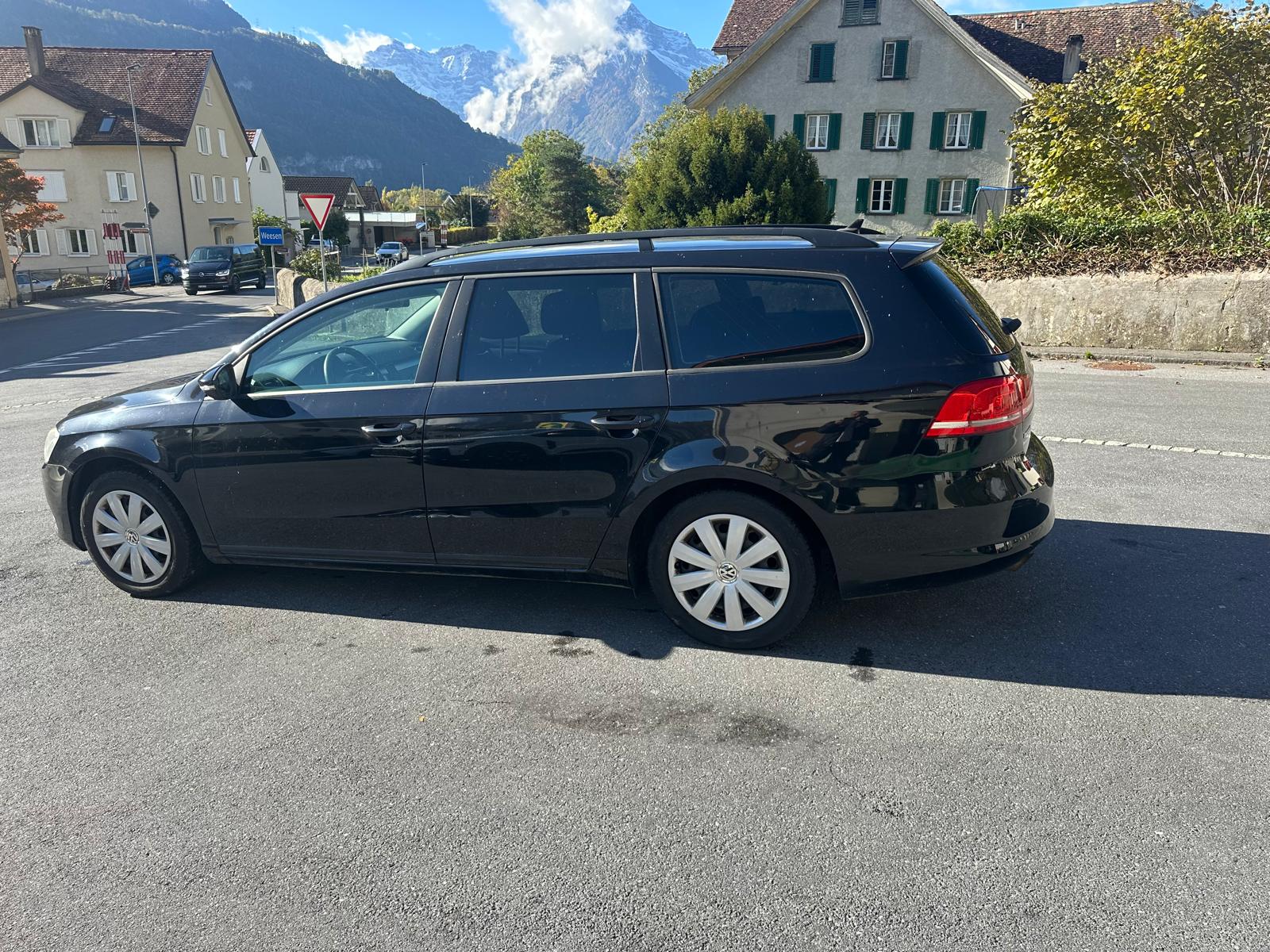 VW Passat Variant 1.4 TSI BMT Trendline-image-4