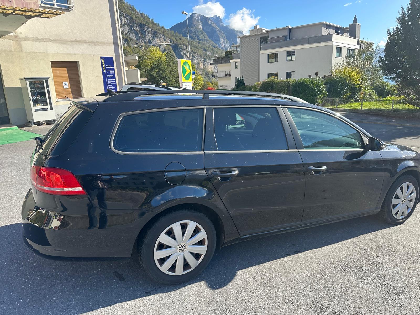 VW Passat Variant 1.4 TSI BMT Trendline-image-8