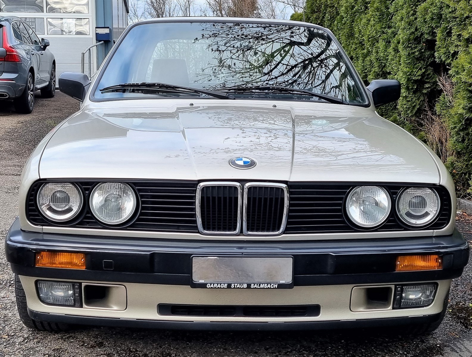 BMW 325i A-image-6