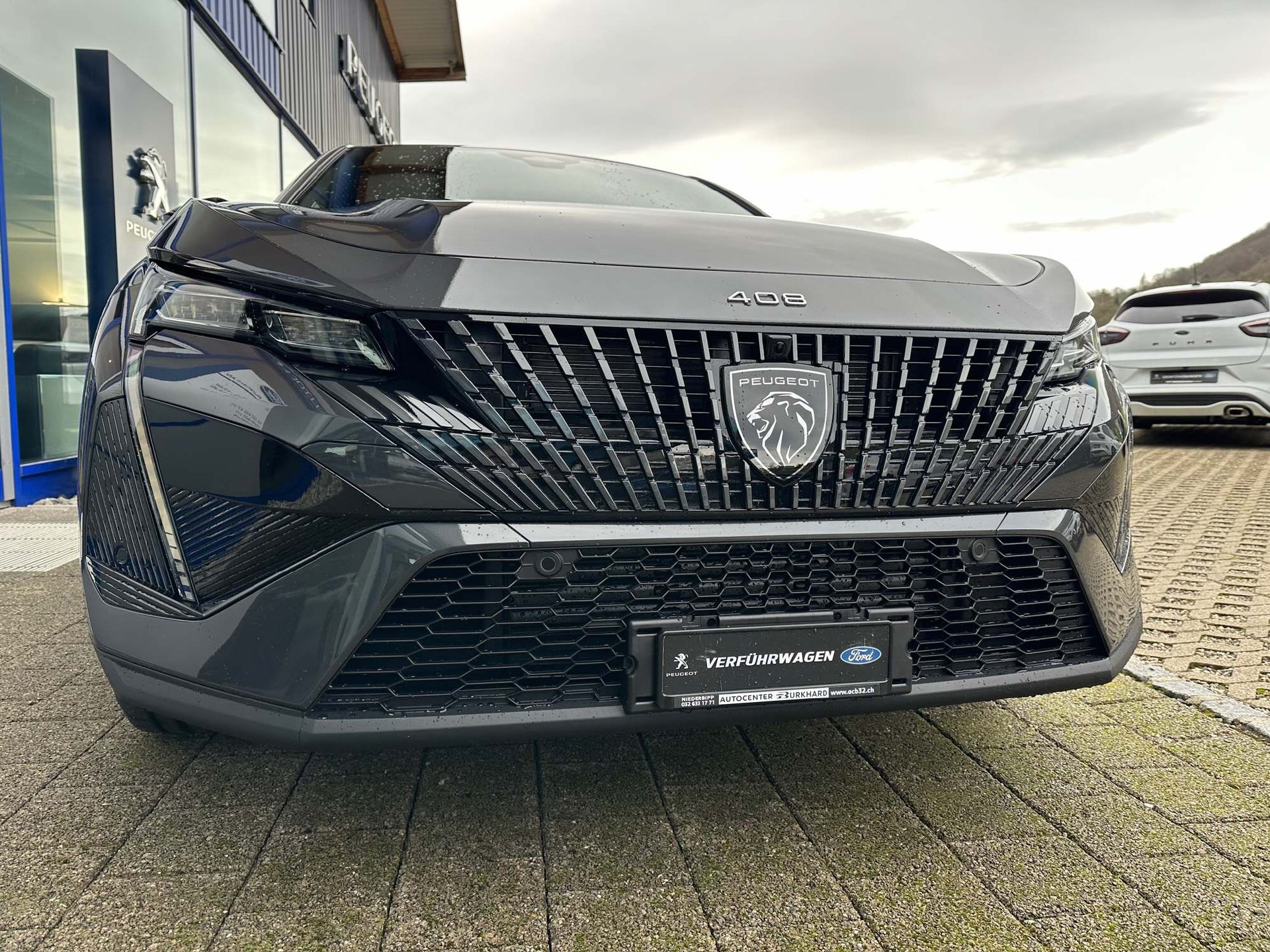 PEUGEOT 408 1.6 PHEV 225 GT-showroom-element-2