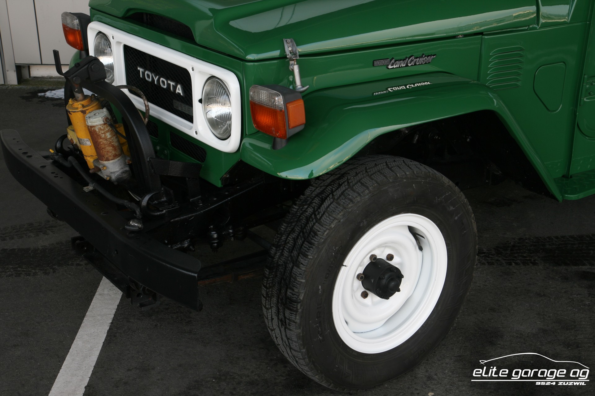 TOYOTA Land Cruiser BJ42-image-8